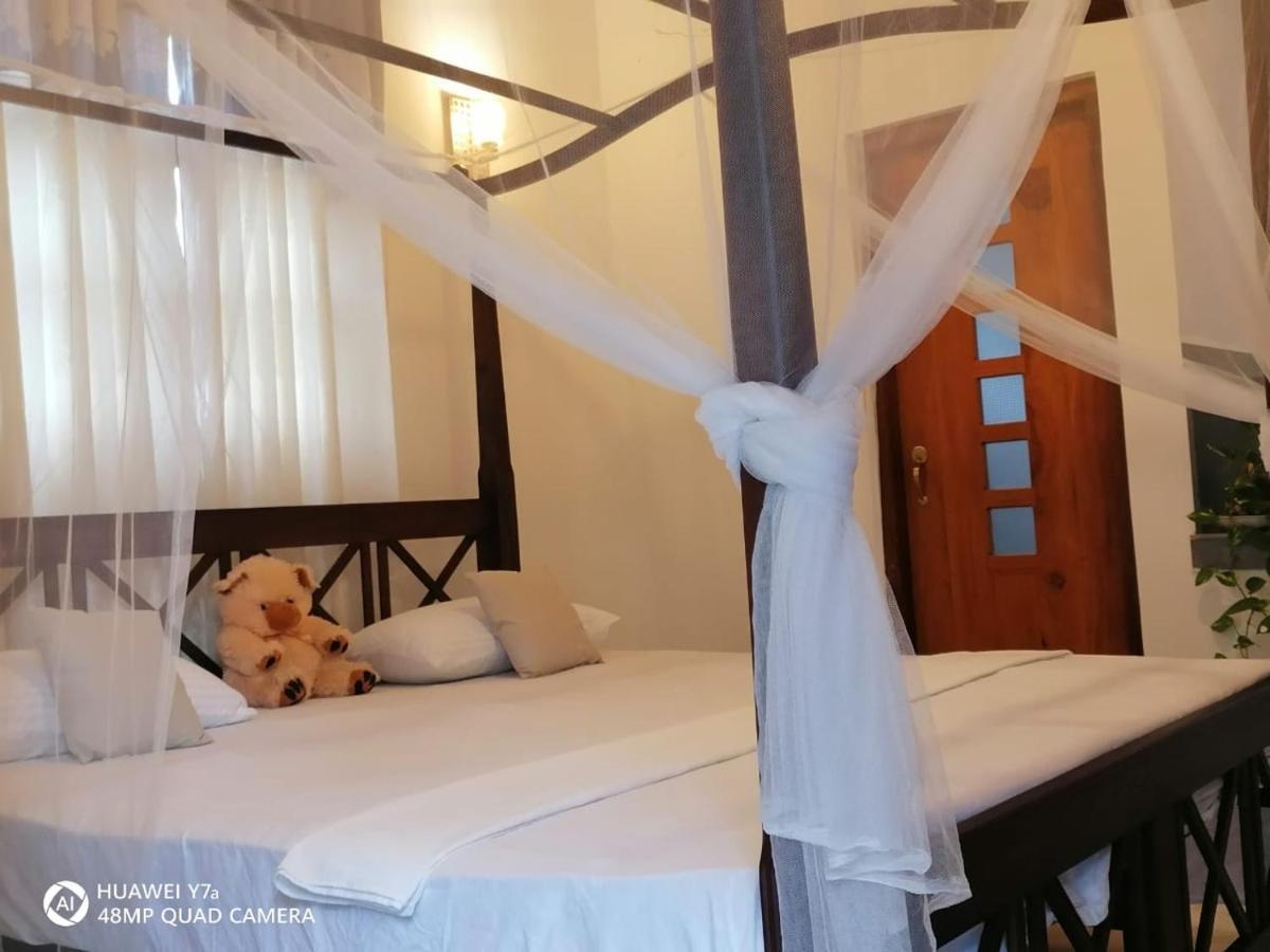 Villa Wismar Hikkaduwa Ngoại thất bức ảnh